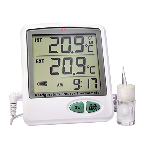 Vaccine Data Logger with USB